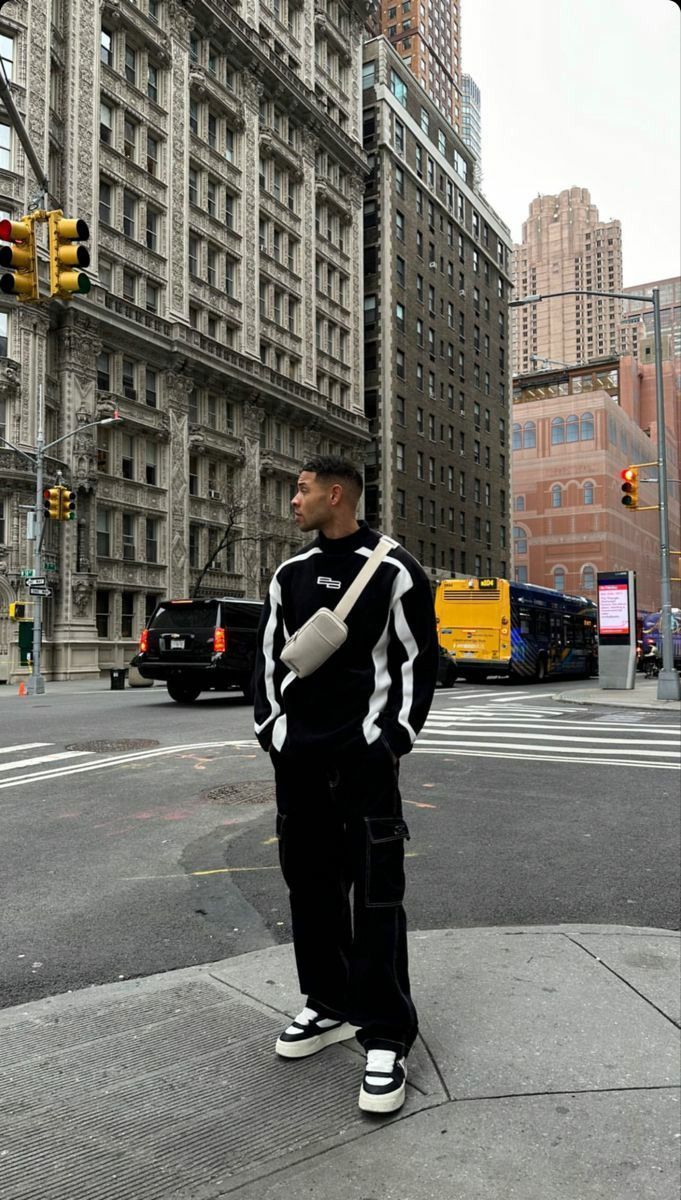 Sneaker Stiltips: Från Streetwear till Smart-Casual