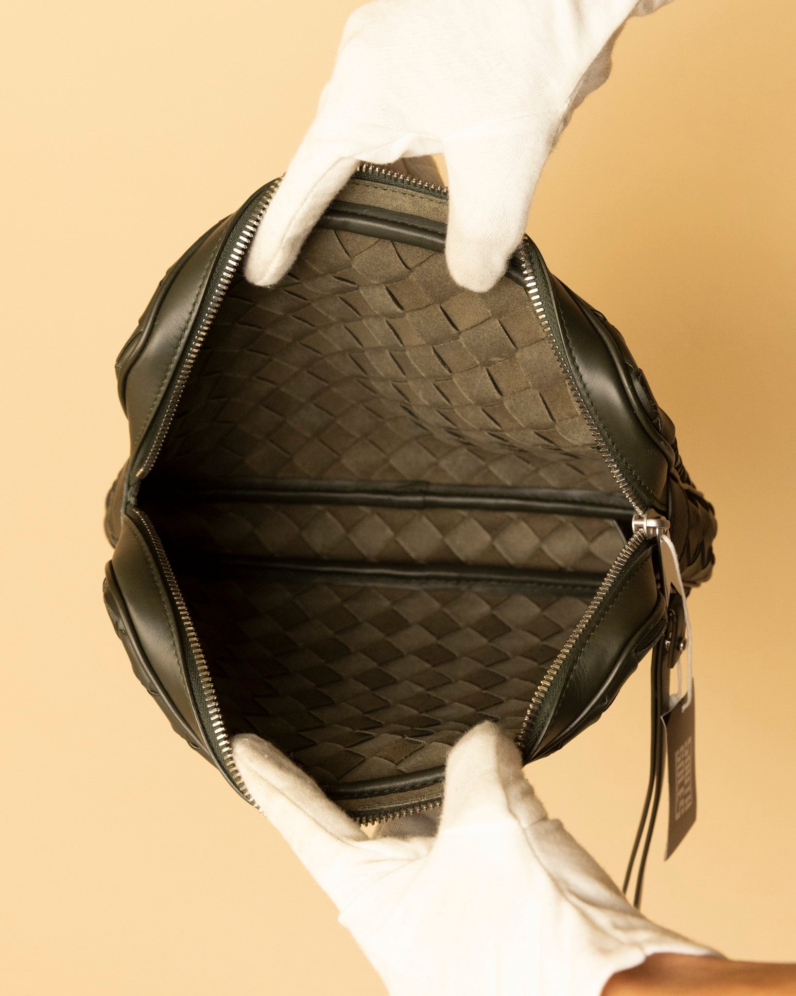 Bottega Veneta Document Case in Intrecciato Hydrology Calfskin (Bottega Green)