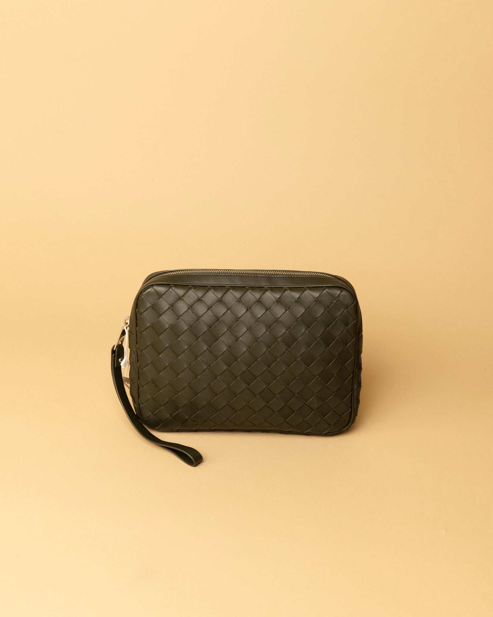 Bottega Veneta Document Case in Intrecciato Hydrology Calfskin (Bottega Green)