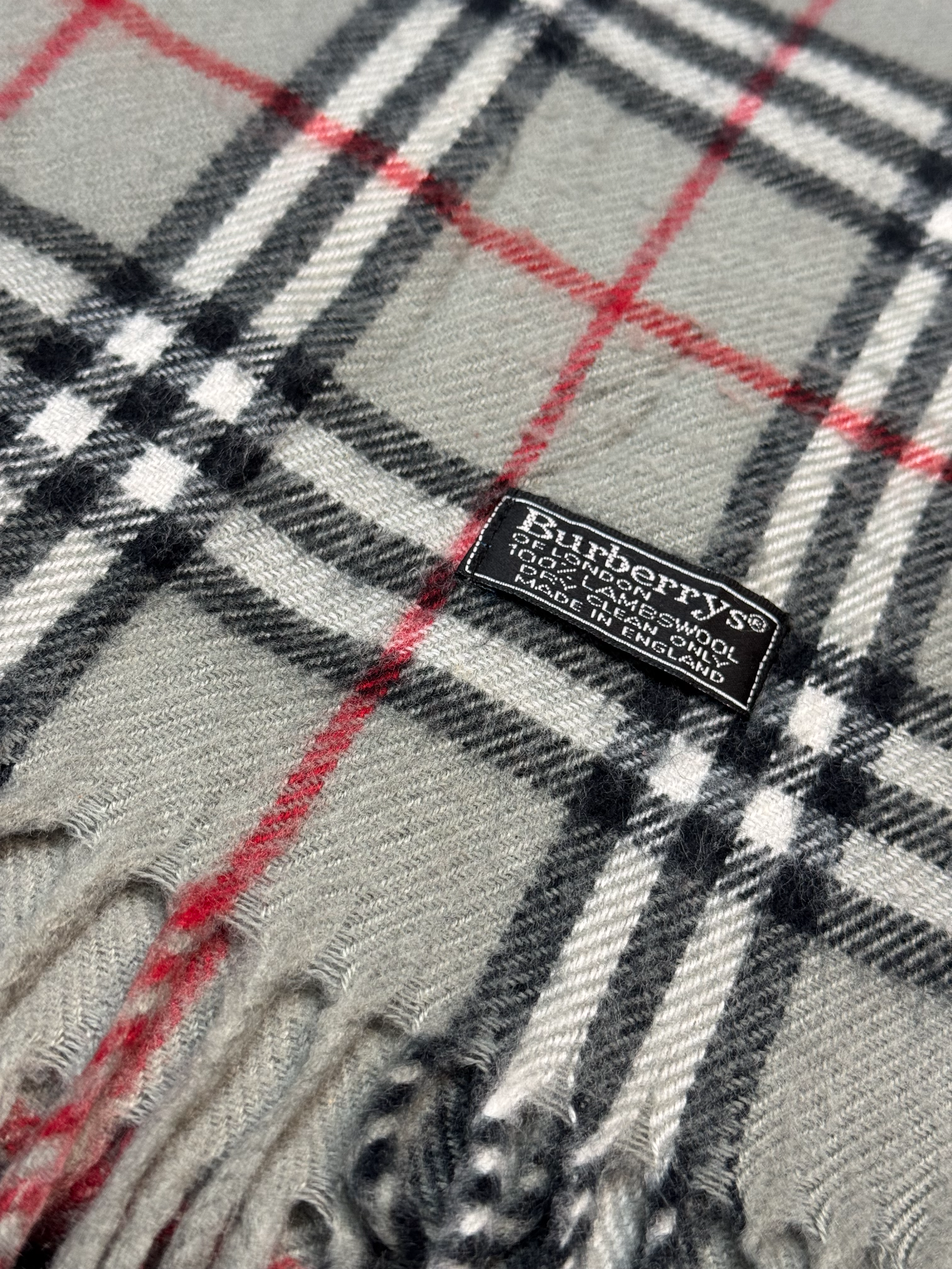 Burberry Vintage Scarf – Bright Grey Check – 100% Lambswool