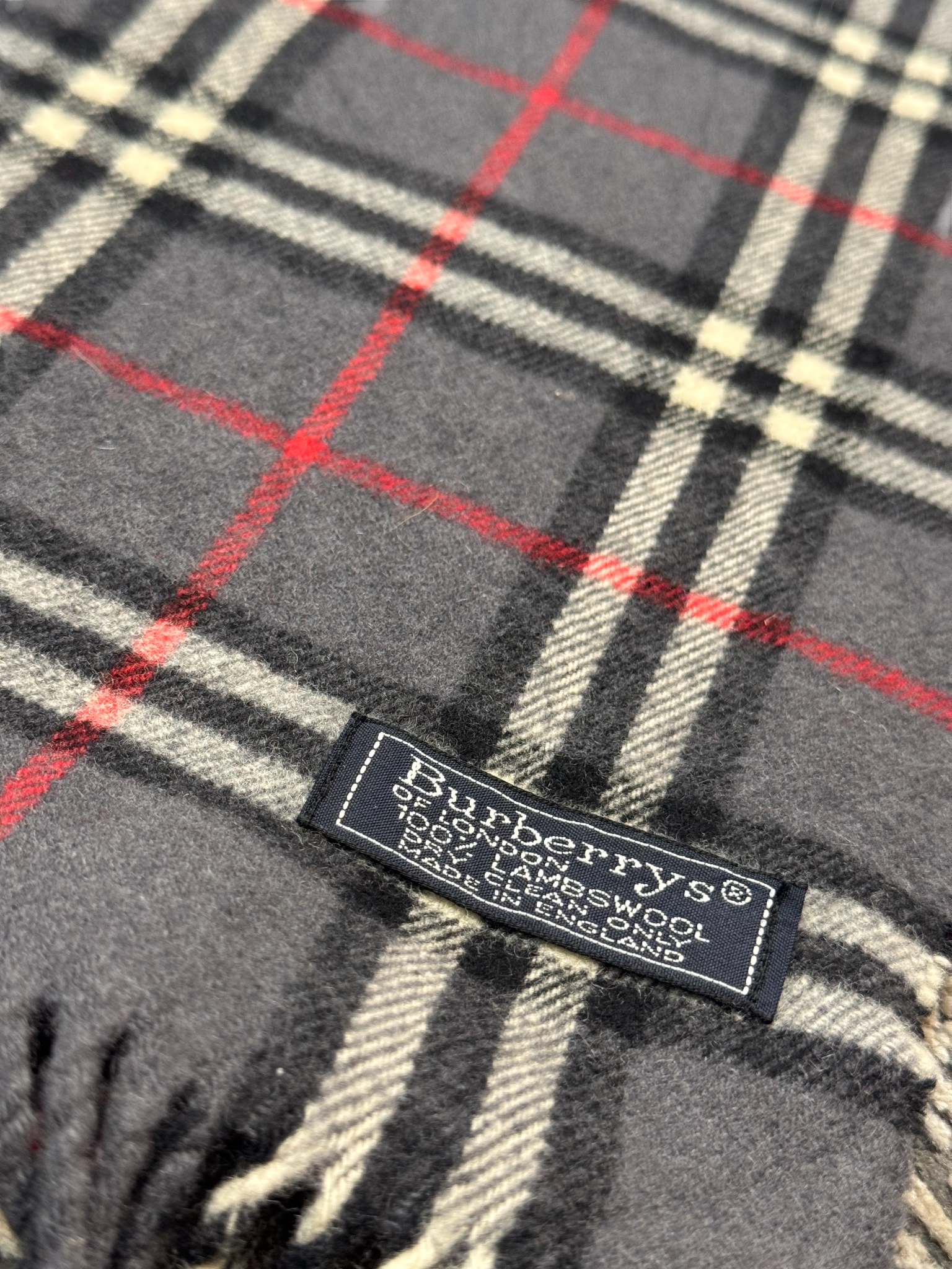 Burberry Vintage Scarf – Grey Check – 100% Lambswool