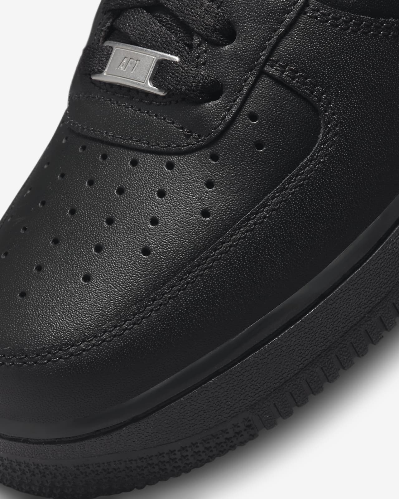 Nike Air Force 1 Low &#39;07 Black