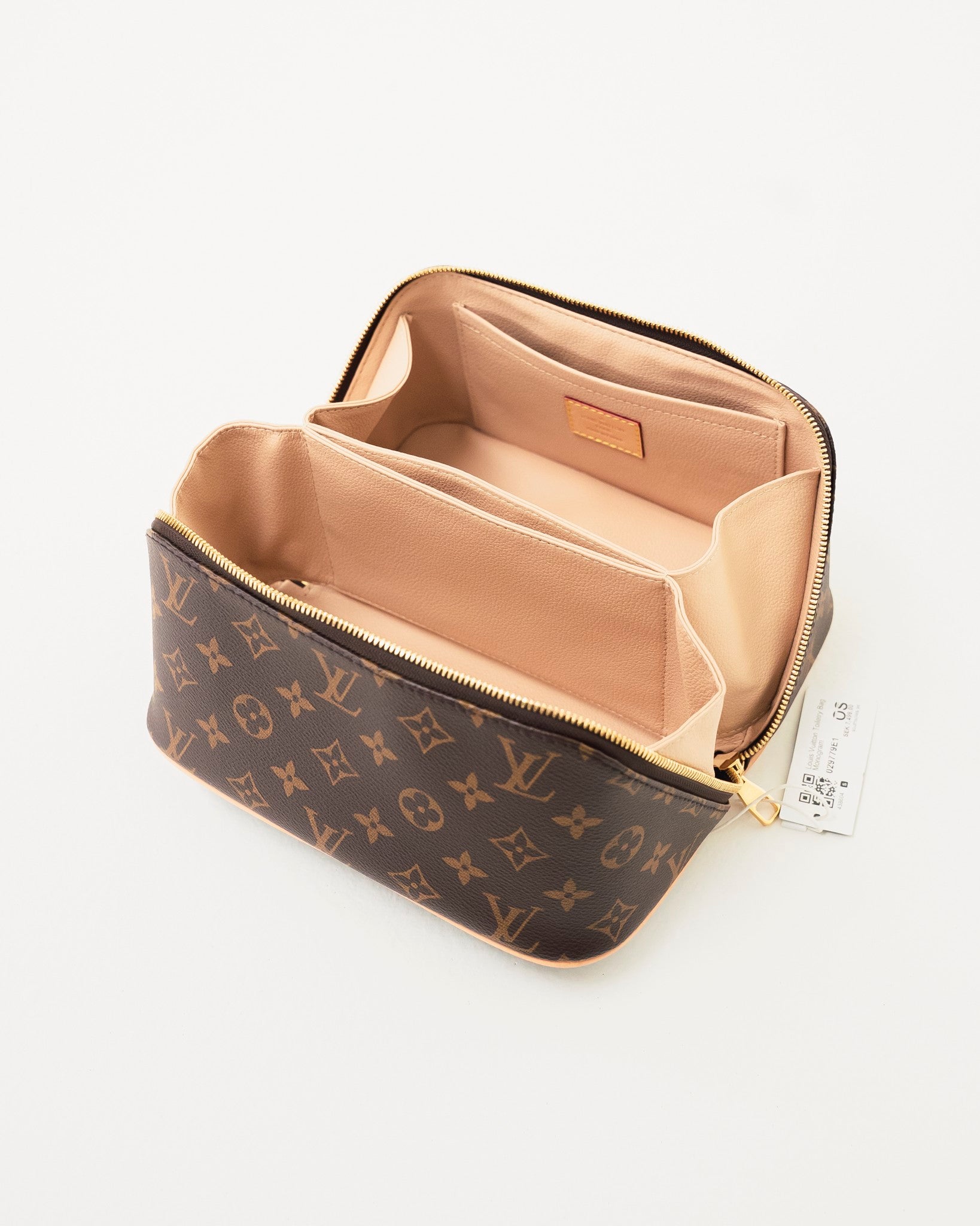 Louis Vuitton Toiletry Bag Monogram