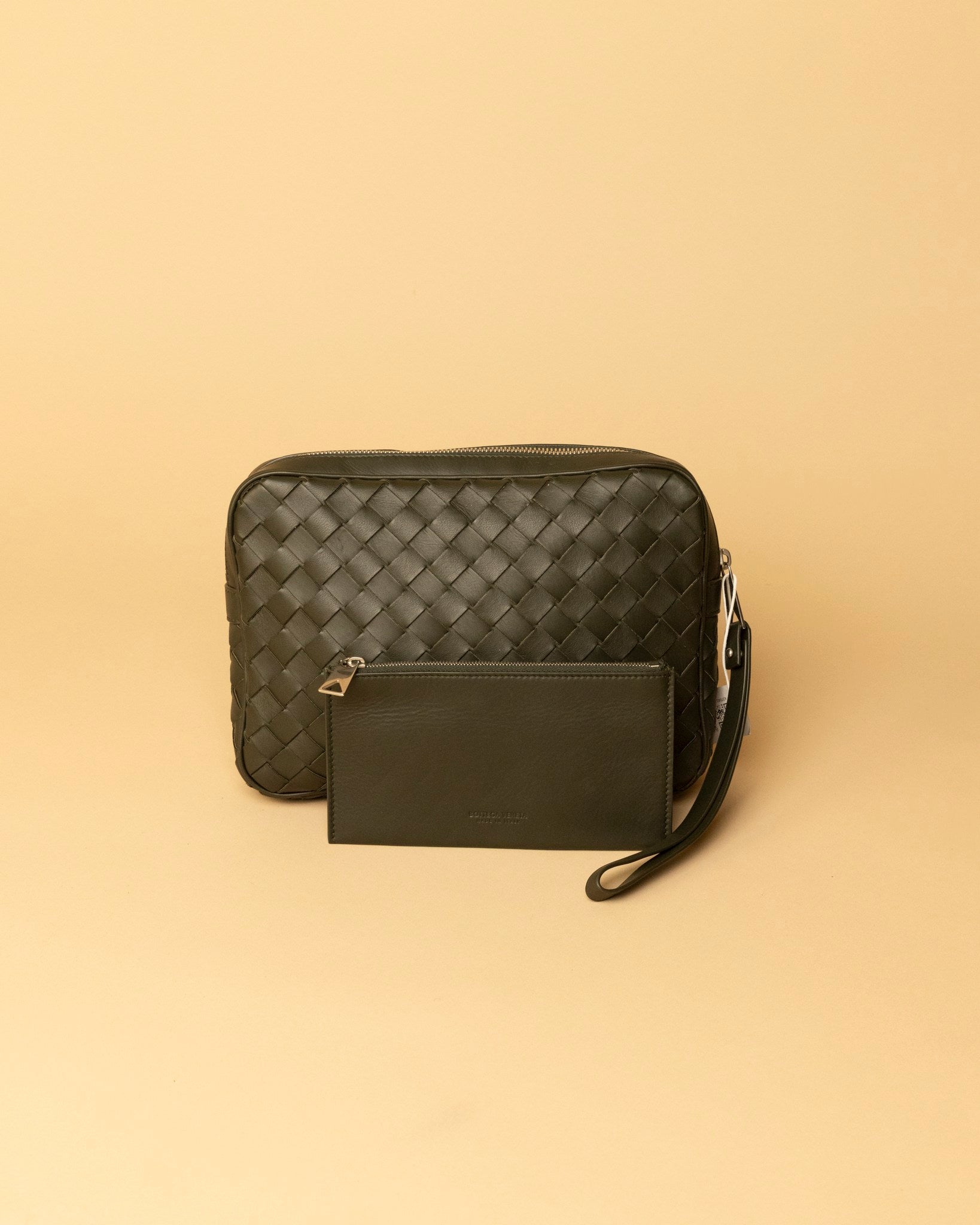 Bottega Veneta Document Case in Intrecciato Hydrology Calfskin (Bottega Green)