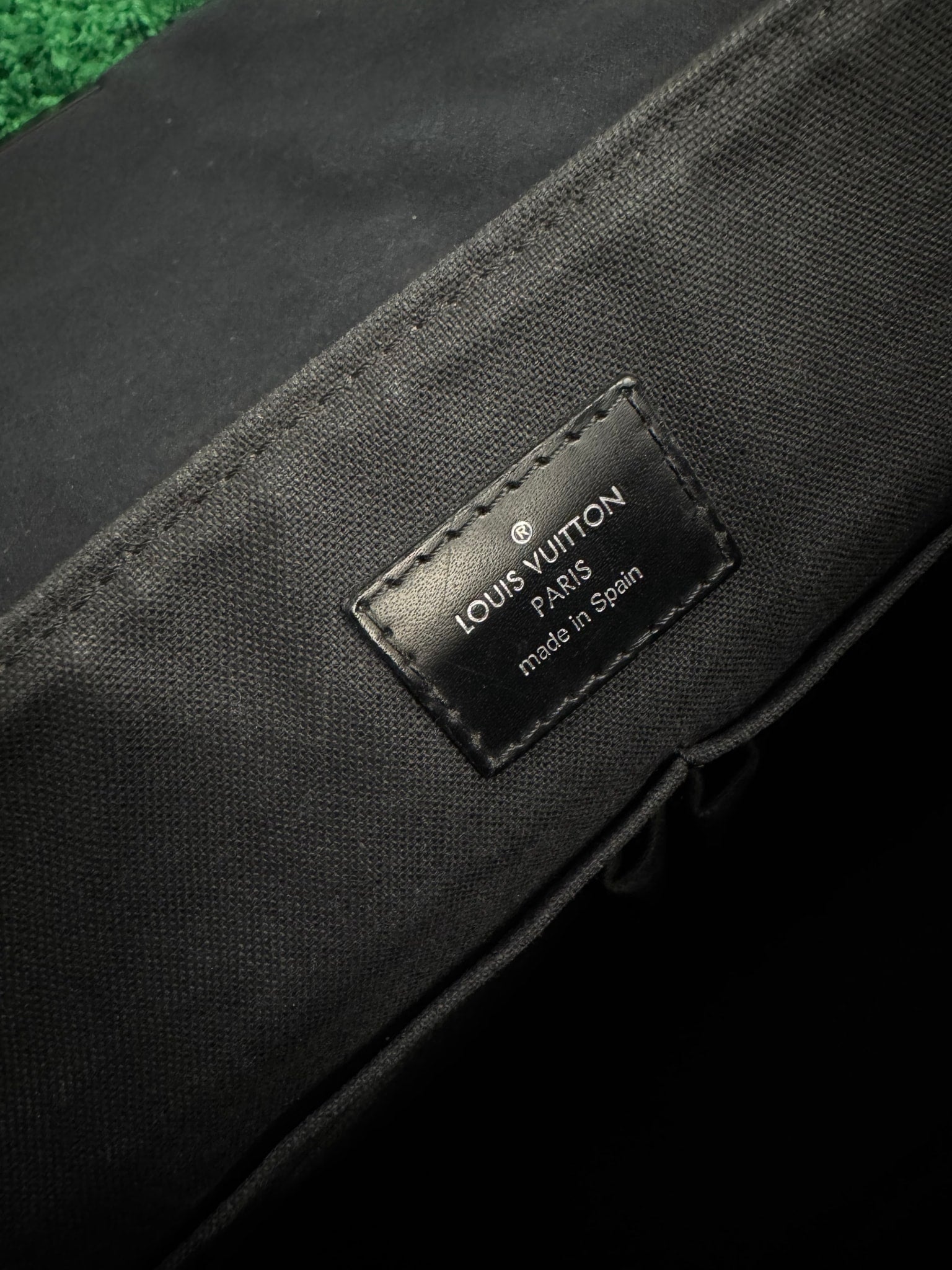 Louis Vuitton Damier Graphite Messenger Bag