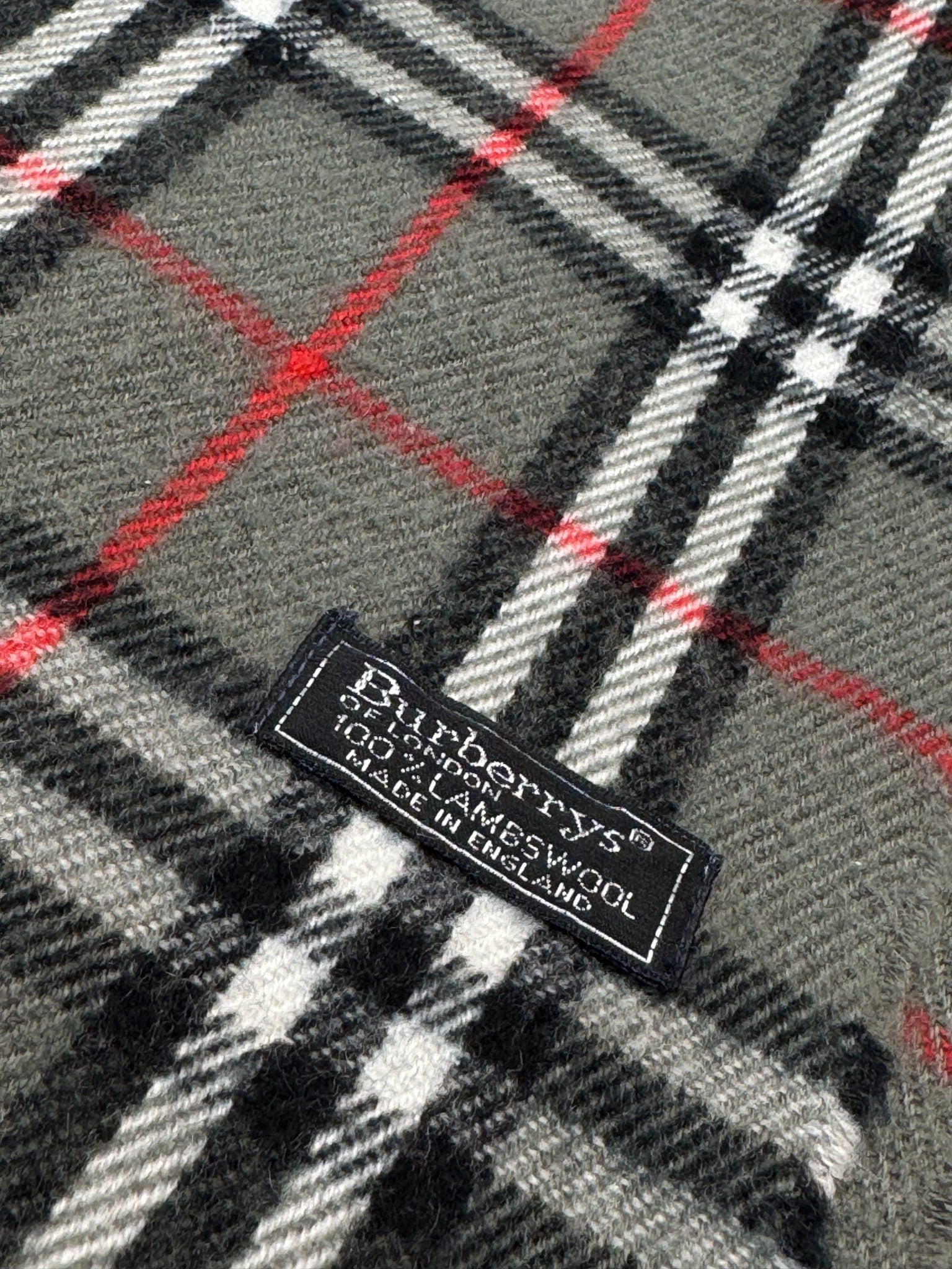 Burberry Vintage Scarf – Grey Check – 100% Lambswool