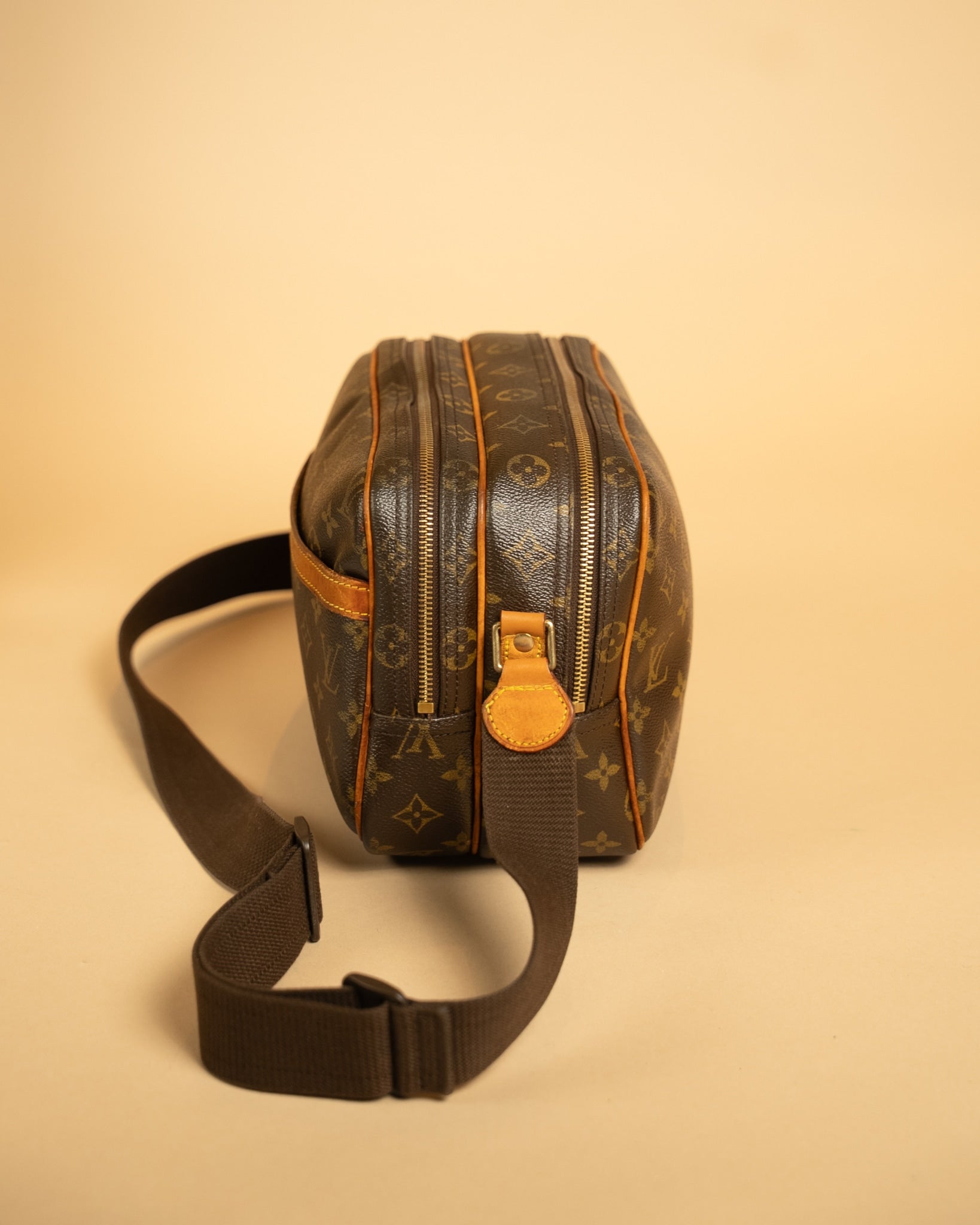 Louise Vuitton Reporter Vintage