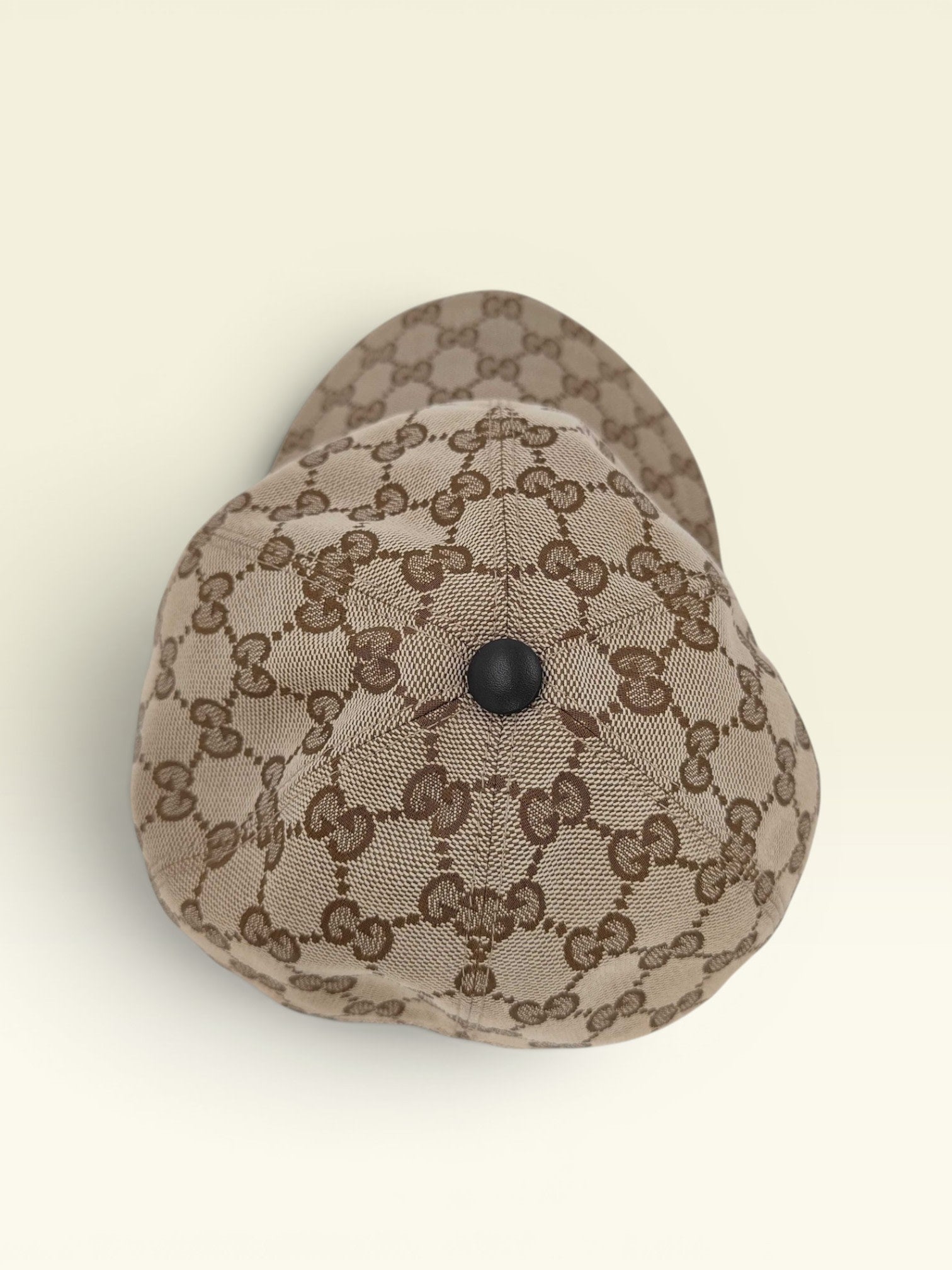 GUCCI GG Canvas Cap Brown XL