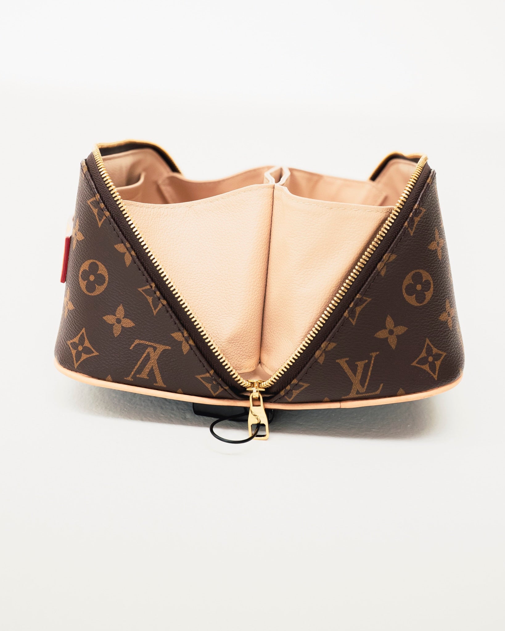 Louis Vuitton Toiletry Bag Monogram